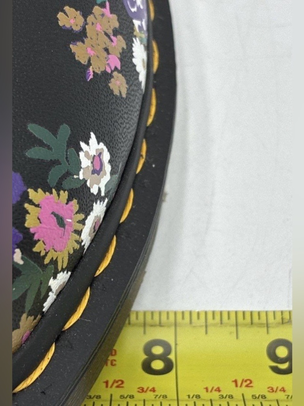 NWOB Dr. Martens 1460 Pascal Black Floral
Wanderlust 8 Eye Boots Women's Sz 8.5 - Picture 7 of 13
